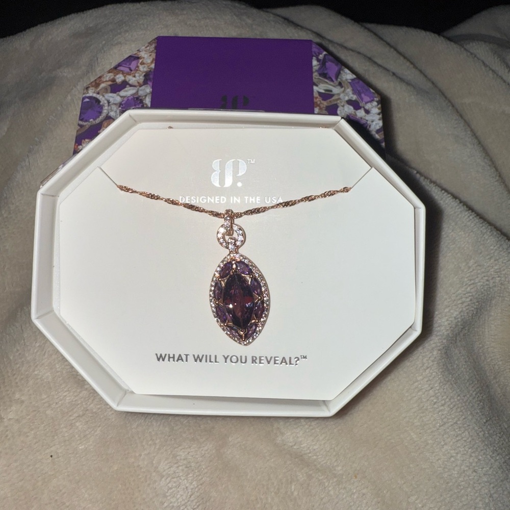 Beautiful Purple Pendant Necklace